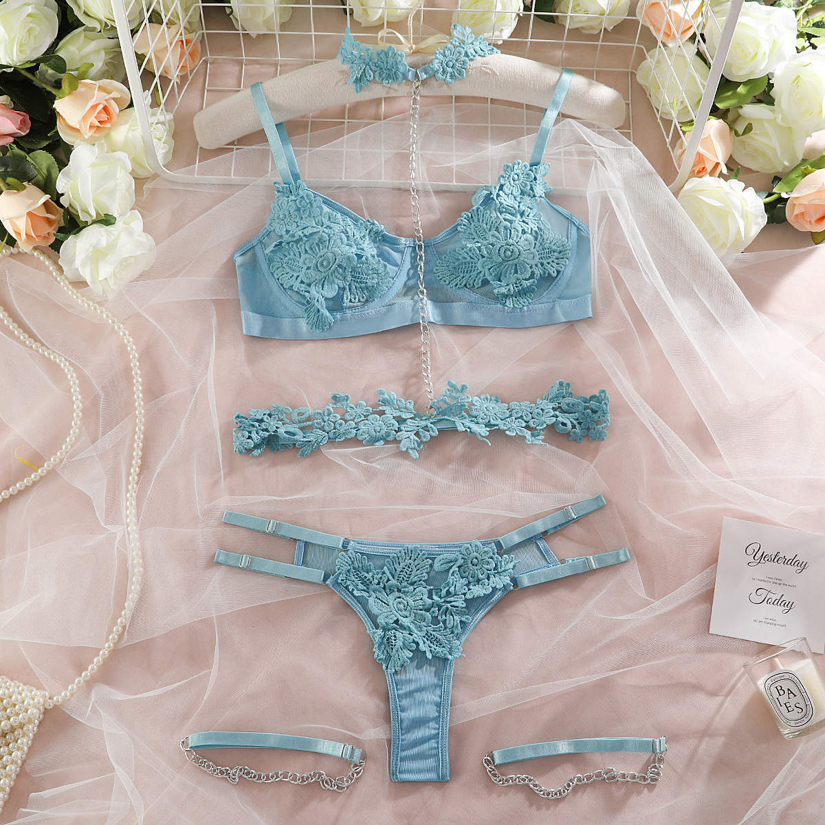 Heavenly Angel Garter Set